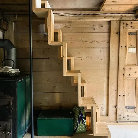 Alpstuga Le Monteiller